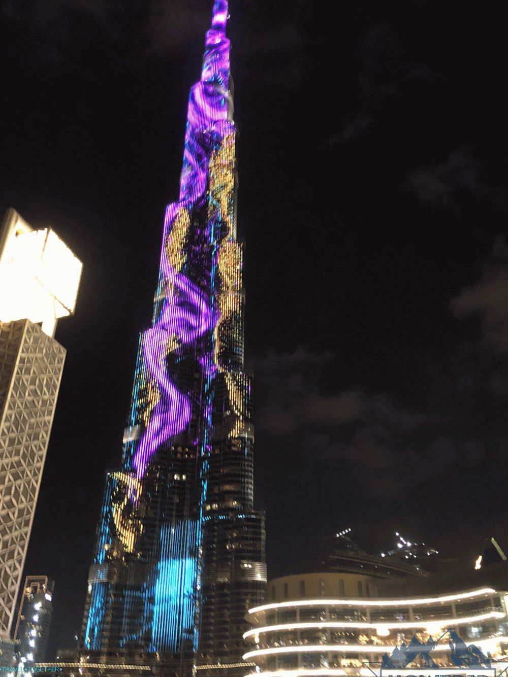 Шоуто на Dubai Mall Fountain Show