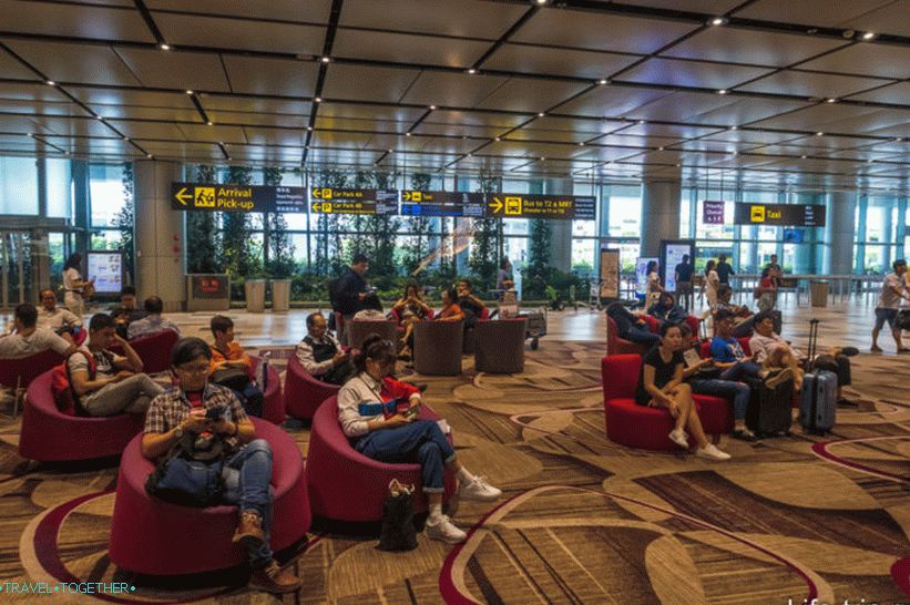 Летище Чанги в Сингапур - всичко за комфорт и спокойствие
