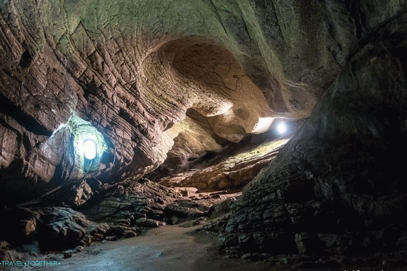 Пещера Ахщир в Сочи - моят преглед на популярните забележителности