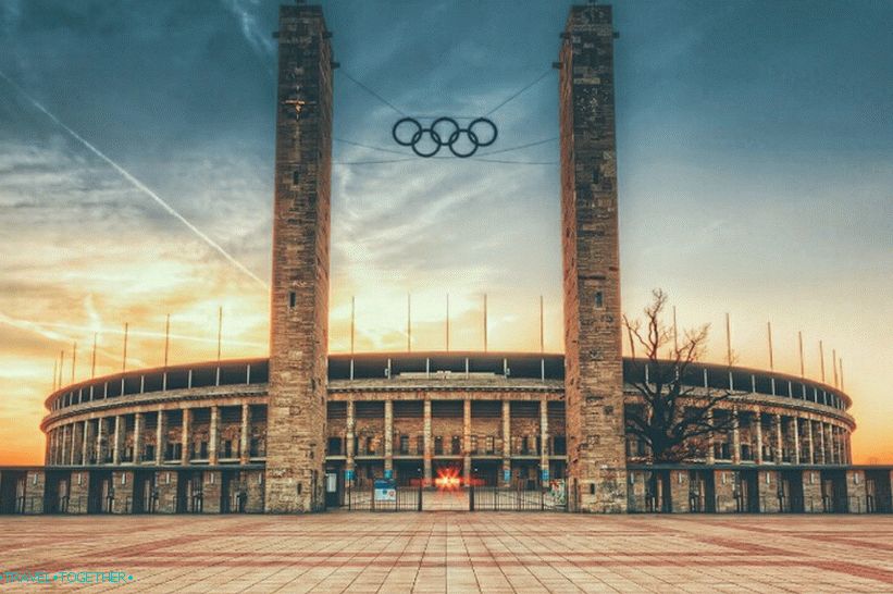 Олимпийски стадион (Olympiastadion)