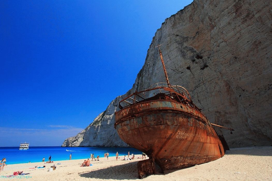 Залив Навагио: историята на най-разпознаваем плаж в Гърция