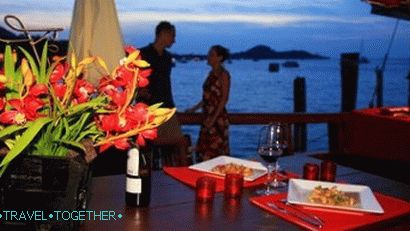 Романтичен круиз с вечеря на яхтата