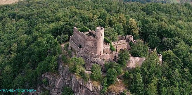 Замъкът Чойник