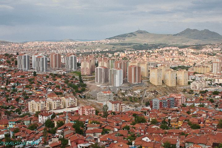 Старият град на Анкара и нов близо до