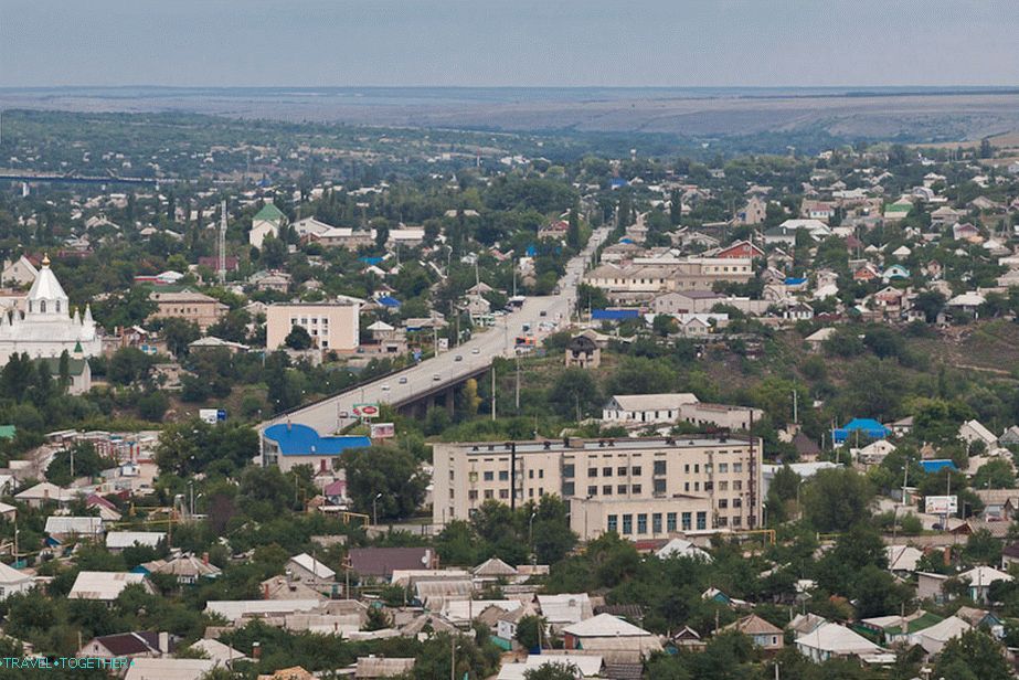 Изглед от Стражните планини на град Белая Калитва