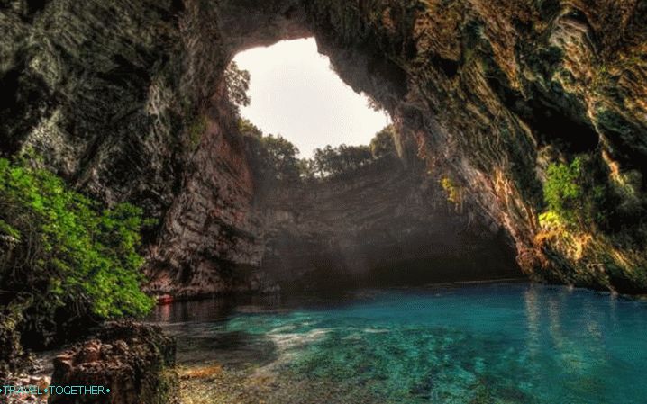 Гърция, пещерно езеро Мелисани