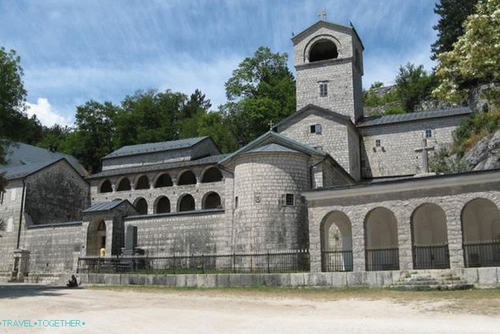 Черна гора, цетински манастир