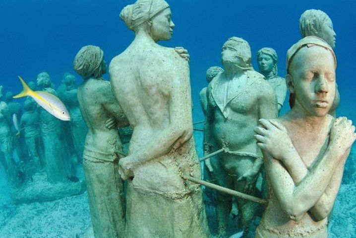 Мексико, виж Музея на подводните скулптури, тук са 400 статуи