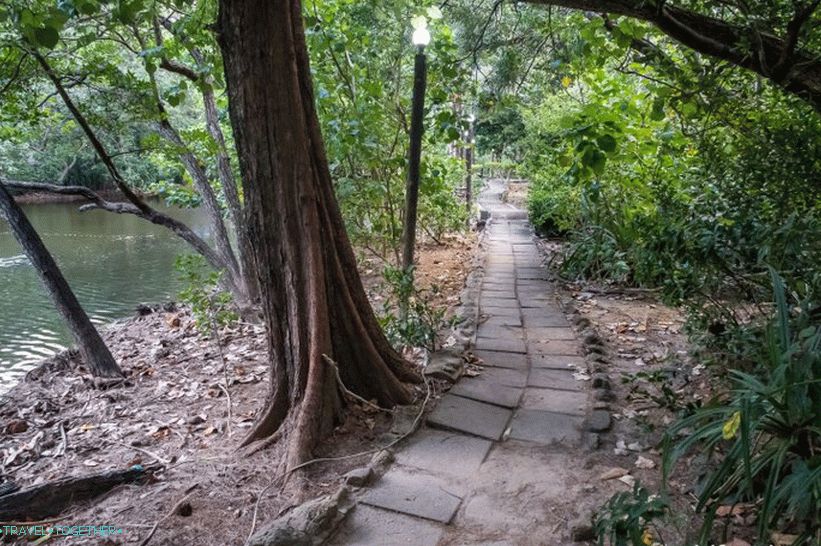 Фарът на Koh Lanta и nat park е най-добрата атракция на острова
