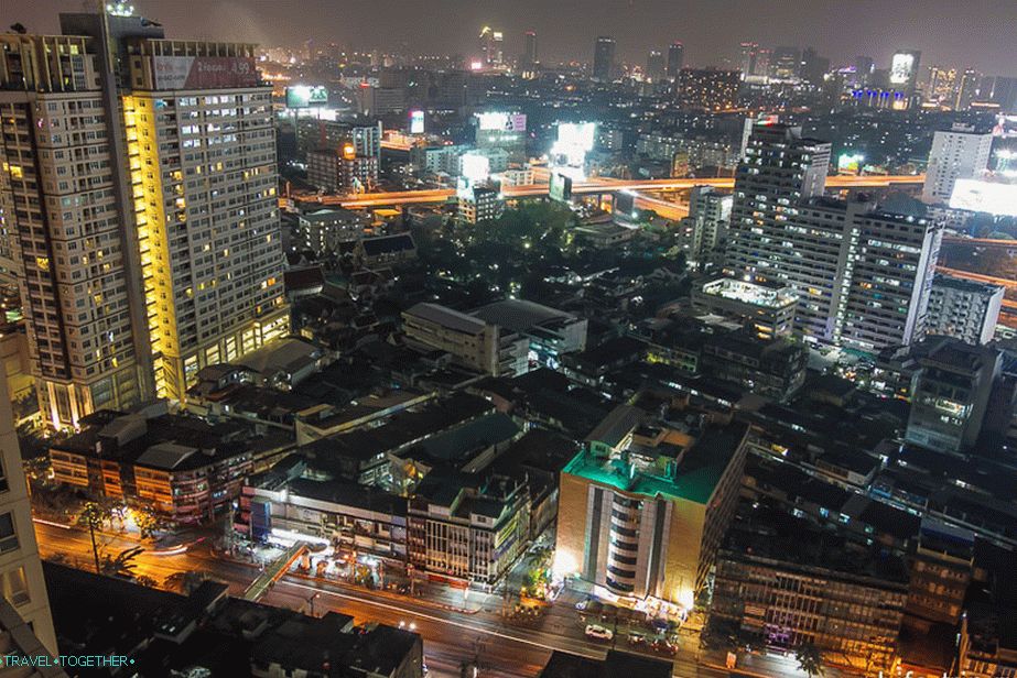 Изглед от 29-ия етаж до Банкок