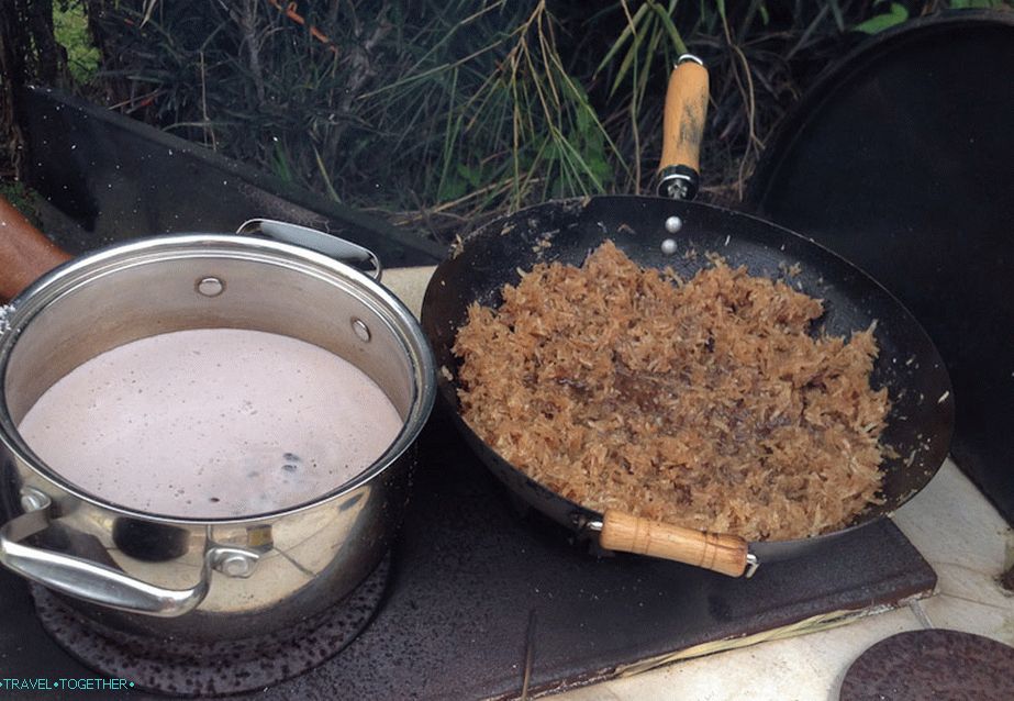 Костариканска кухня: пържени кокосови стърготини и ориз с боб в кокосово мляко