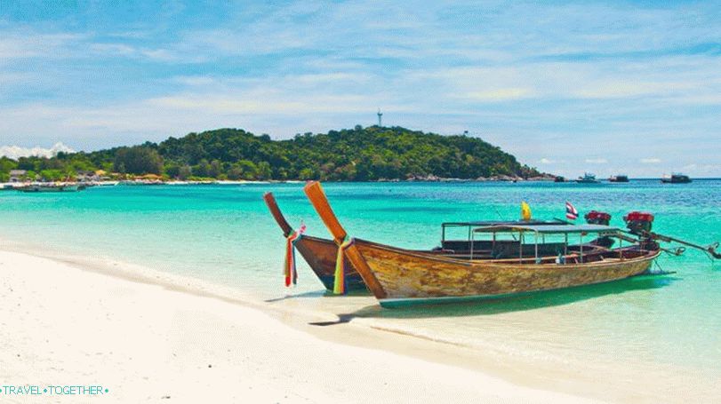 Longtails до плажа Патая плаж на Koh Lipe