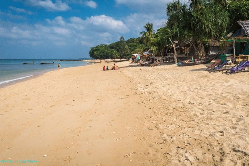 Релакс Бийч (Relax Beach) - къде да се отпуснете на Кох Ланта