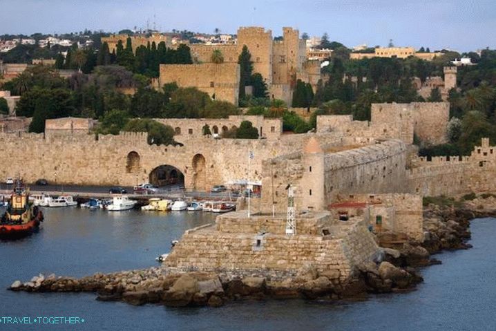 Времето в Родос през февруари - крепостта Родос