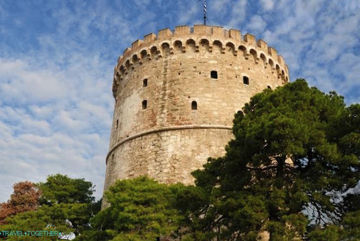 Времето в Солун през октомври - Бялата кула в Солун