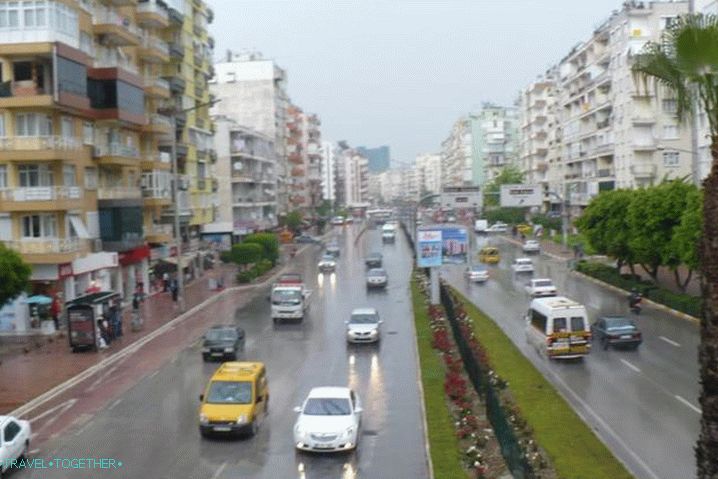 Анталия, Централно авеню