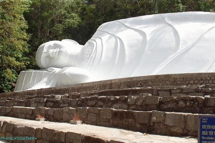 Фан Тхиет, легнал Буда
