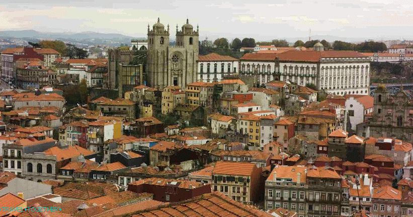 Катедралата в Порто