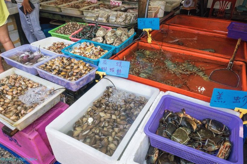 Пазар на морски дарове в Пукет - храни и забележителности