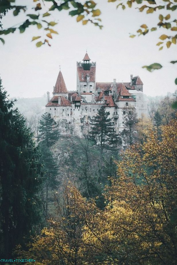 Есен в Румъния. Замък Бран