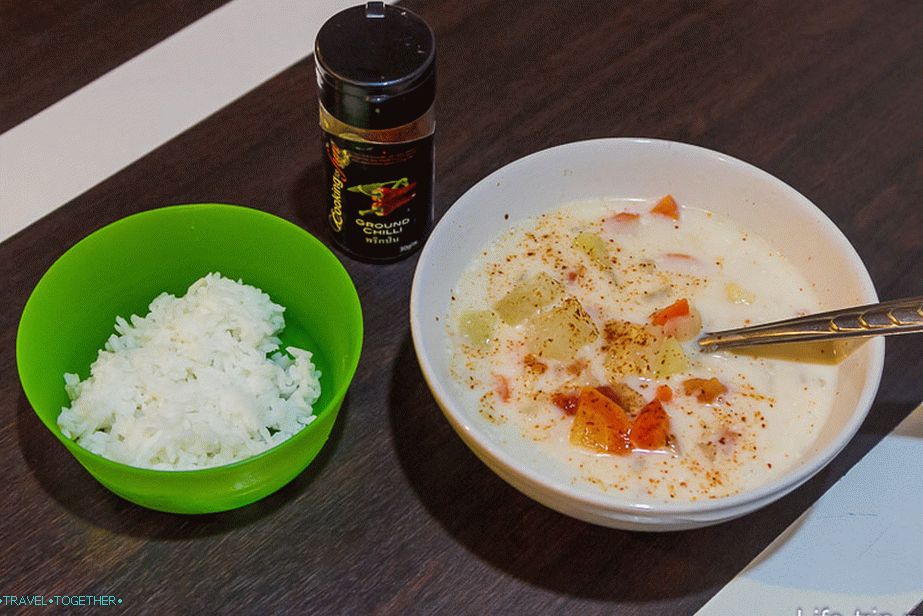 Том Кха супа + ориз + пипер на вкус