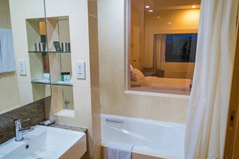 Транзит хотел близо до летище Сингапур в Сингапур - Village Hotel Changi