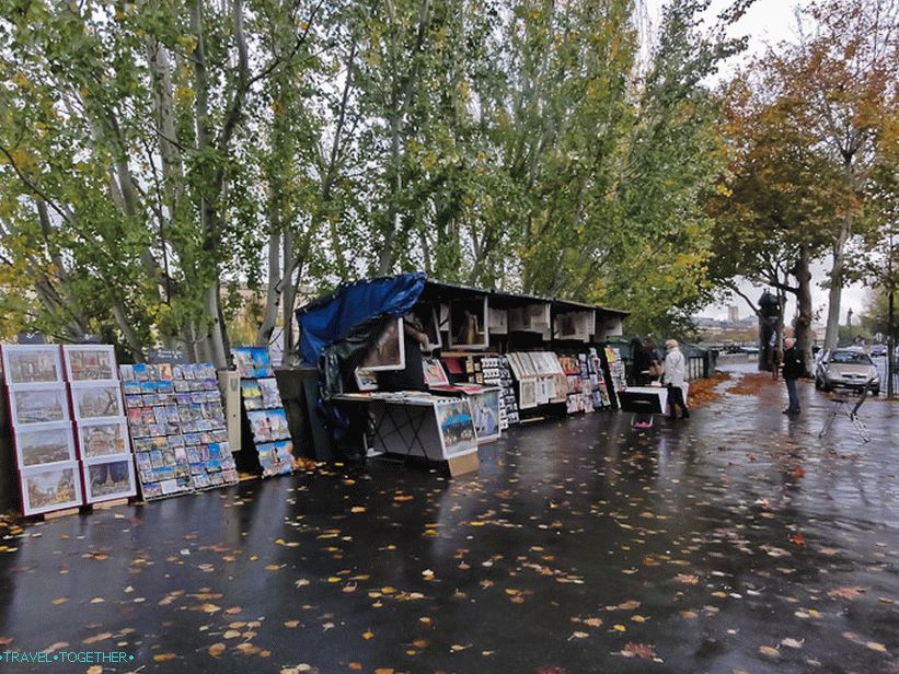 Известни руини на брега на Сена