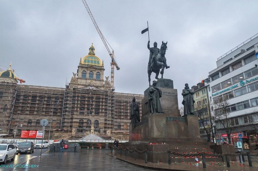 Вацлавски площад в Прага