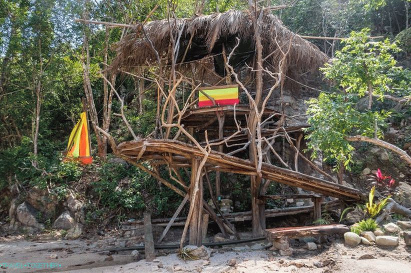 Водопадът Уанг Сай на Phangan и скучен увеселителен парк